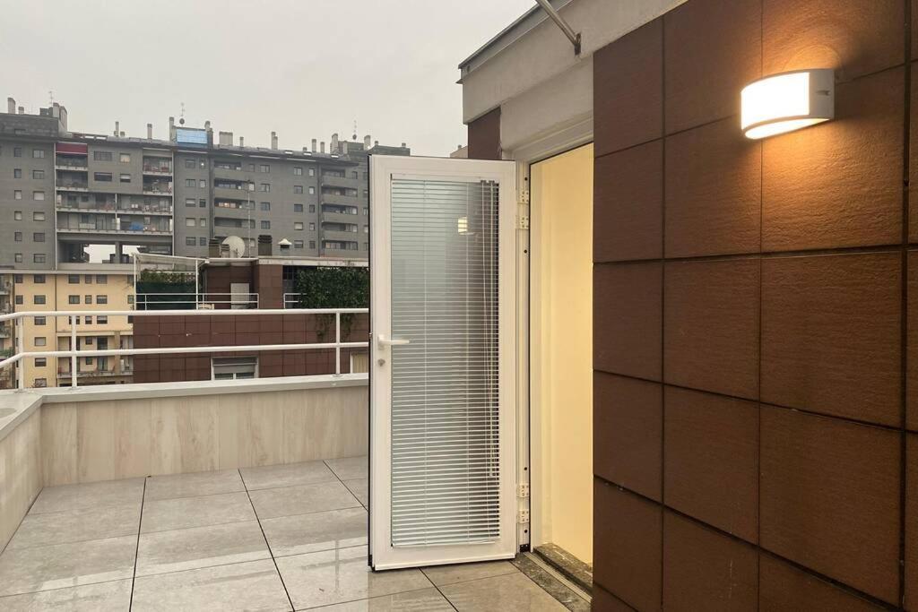 Attico Milano-Bicocca Appartement Buitenkant foto
